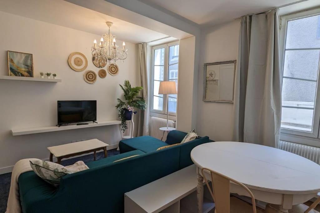 Cosy Queen -3ch- Centre & Parking Privee - Wifi Debit Apartamento